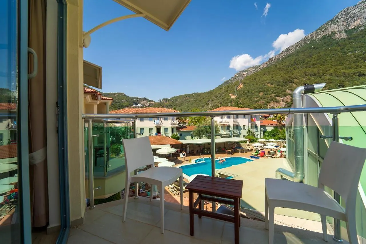 Belcehan Hotel 올루데니스 터키