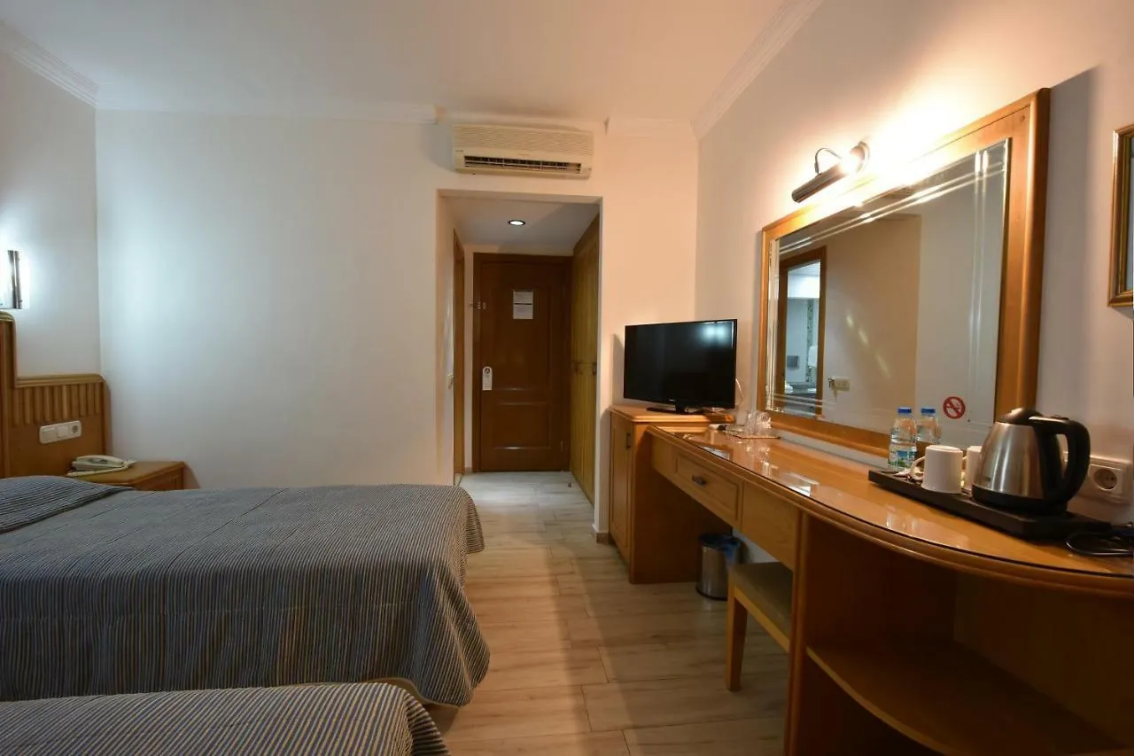Belcehan Hotel 厄吕代尼兹 度假村